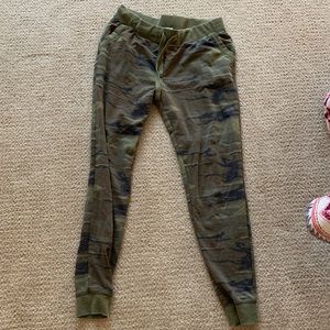 camo joggers